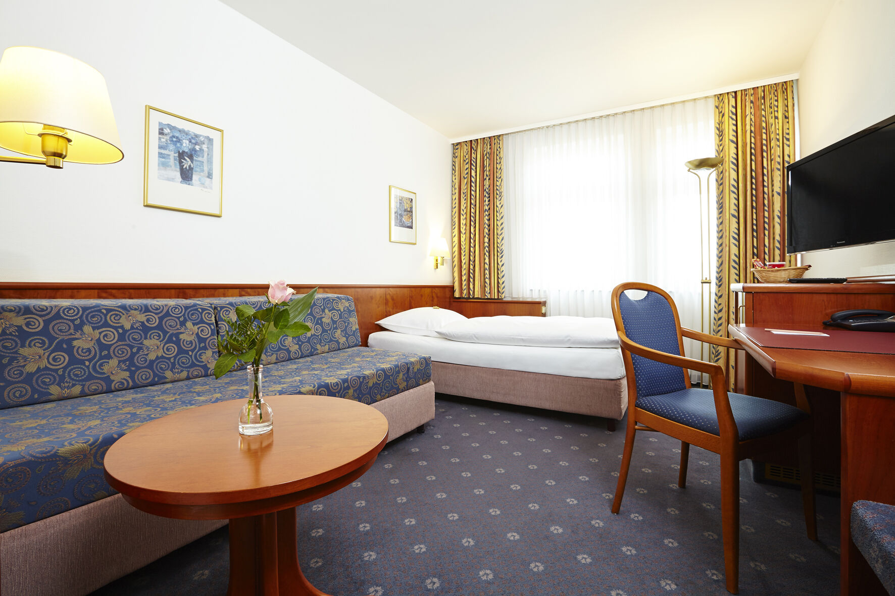 Trans World Hotel Columbus Зеліґенштадт Номер фото
